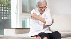 elderly atopic dermatitis
