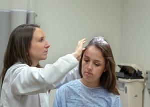 Derm Residents Optimize Total Skin Exams Using Bioengineering Principles image